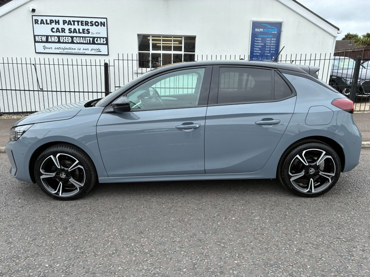 2025 VAUXHALL CORSA 1.2 GS Hatchback 5dr Petrol Manual Euro 6 (s/s) (75 ps) - vehicle photo 2 for sale on PureCar