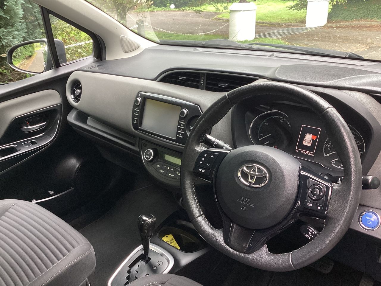 2019 TOYOTA YARIS 1.5 VVT-h Icon Hatchback 5dr Petrol Hybrid E-CVT Euro 6 (s/s) (100 ps) - vehicle photo 13 for sale on PureCar