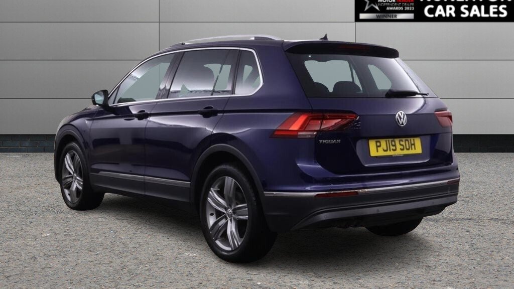 2019 Volkswagen Tiguan — image 3