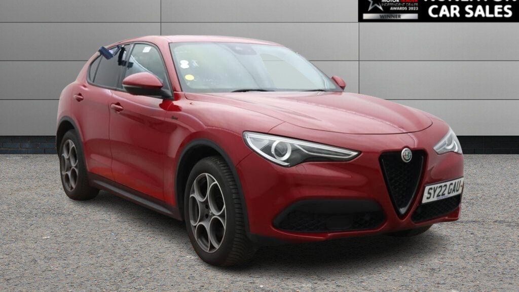 2022 Alfa Romeo Stelvio — image 1