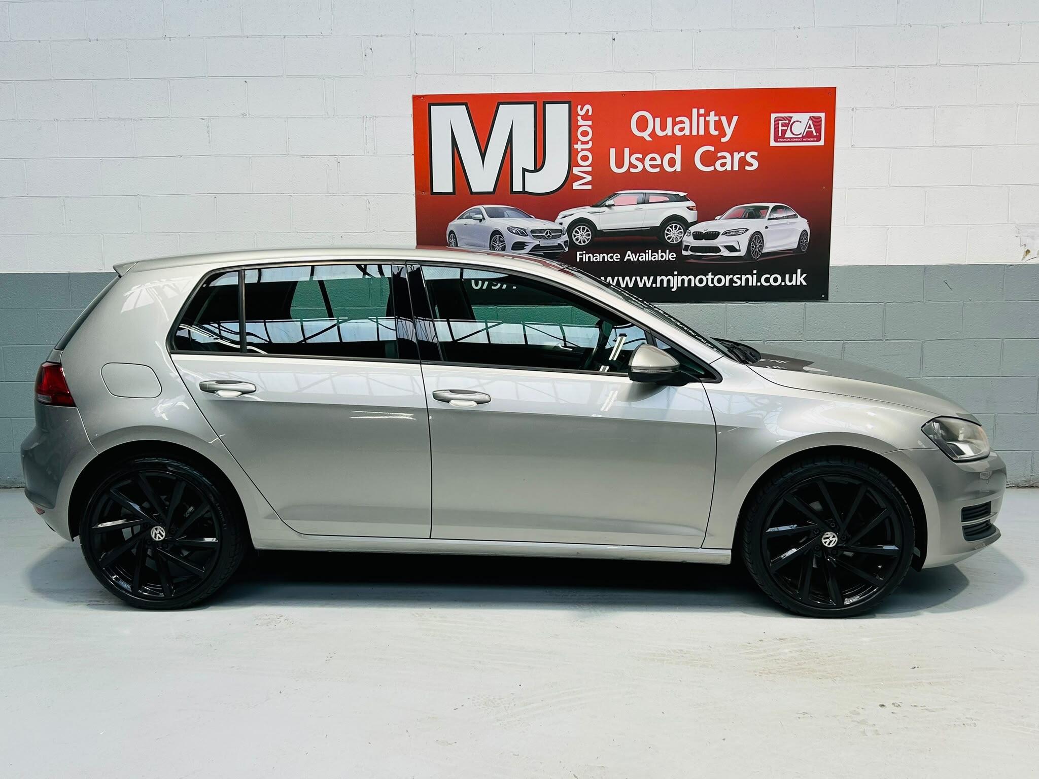 2015 VOLKSWAGEN GOLF 1.6 TDI BlueMotion Tech SE Euro 5 (s/s) 5dr - vehicle photo 4 for sale on PureCar