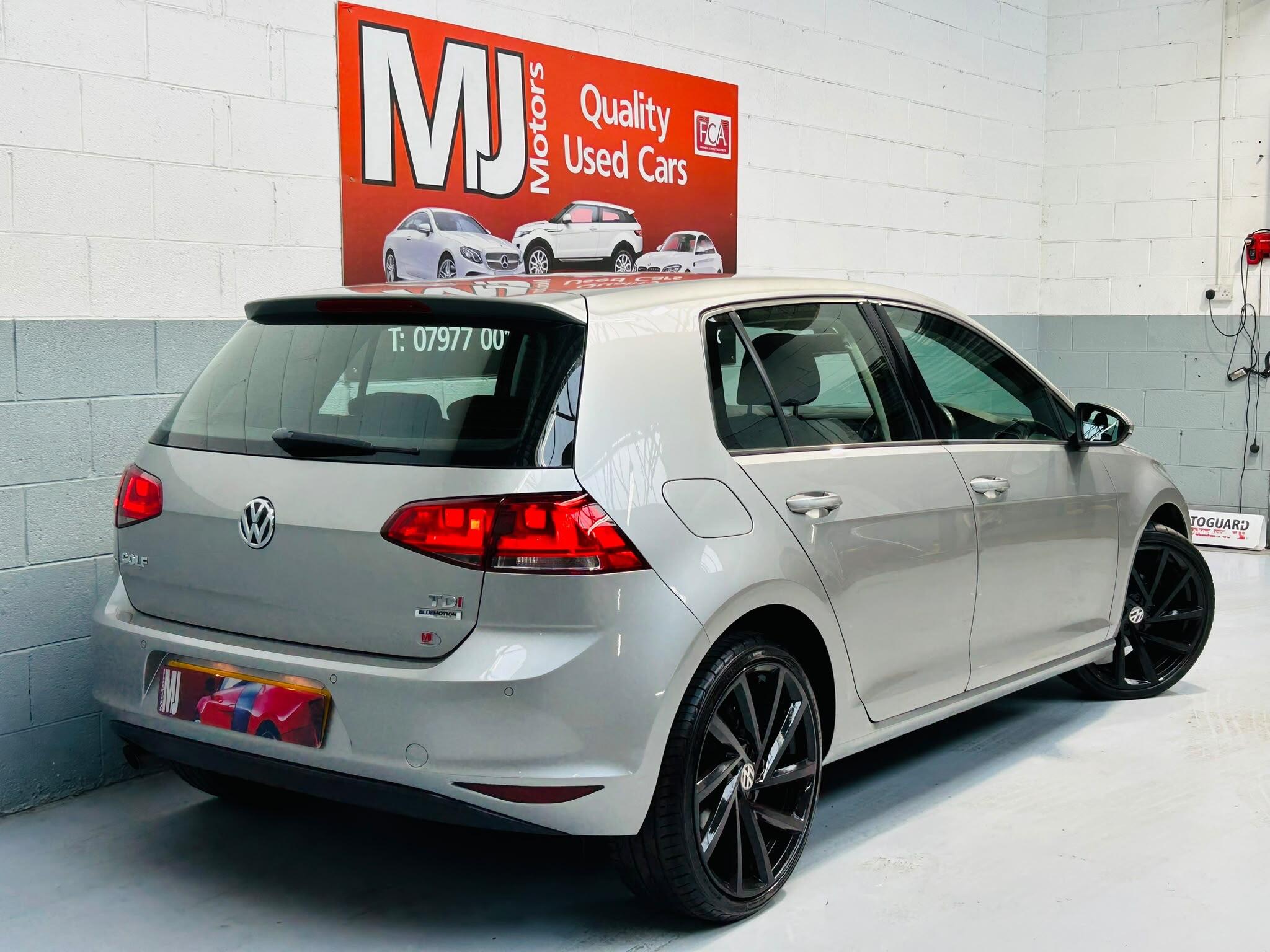 2015 VOLKSWAGEN GOLF 1.6 TDI BlueMotion Tech SE Euro 5 (s/s) 5dr - vehicle photo 5 for sale on PureCar