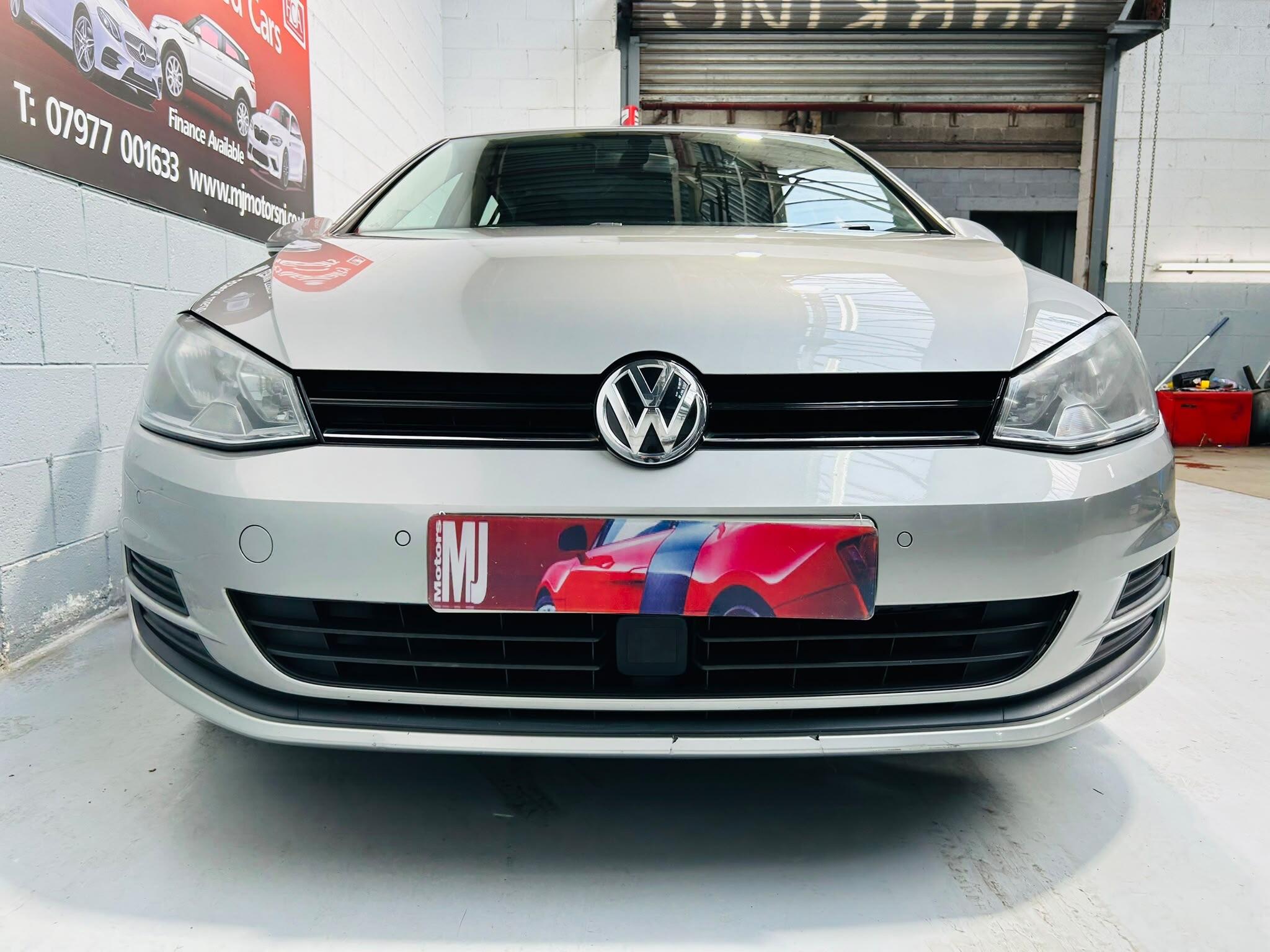 2015 VOLKSWAGEN GOLF 1.6 TDI BlueMotion Tech SE Euro 5 (s/s) 5dr - vehicle photo 10 for sale on PureCar