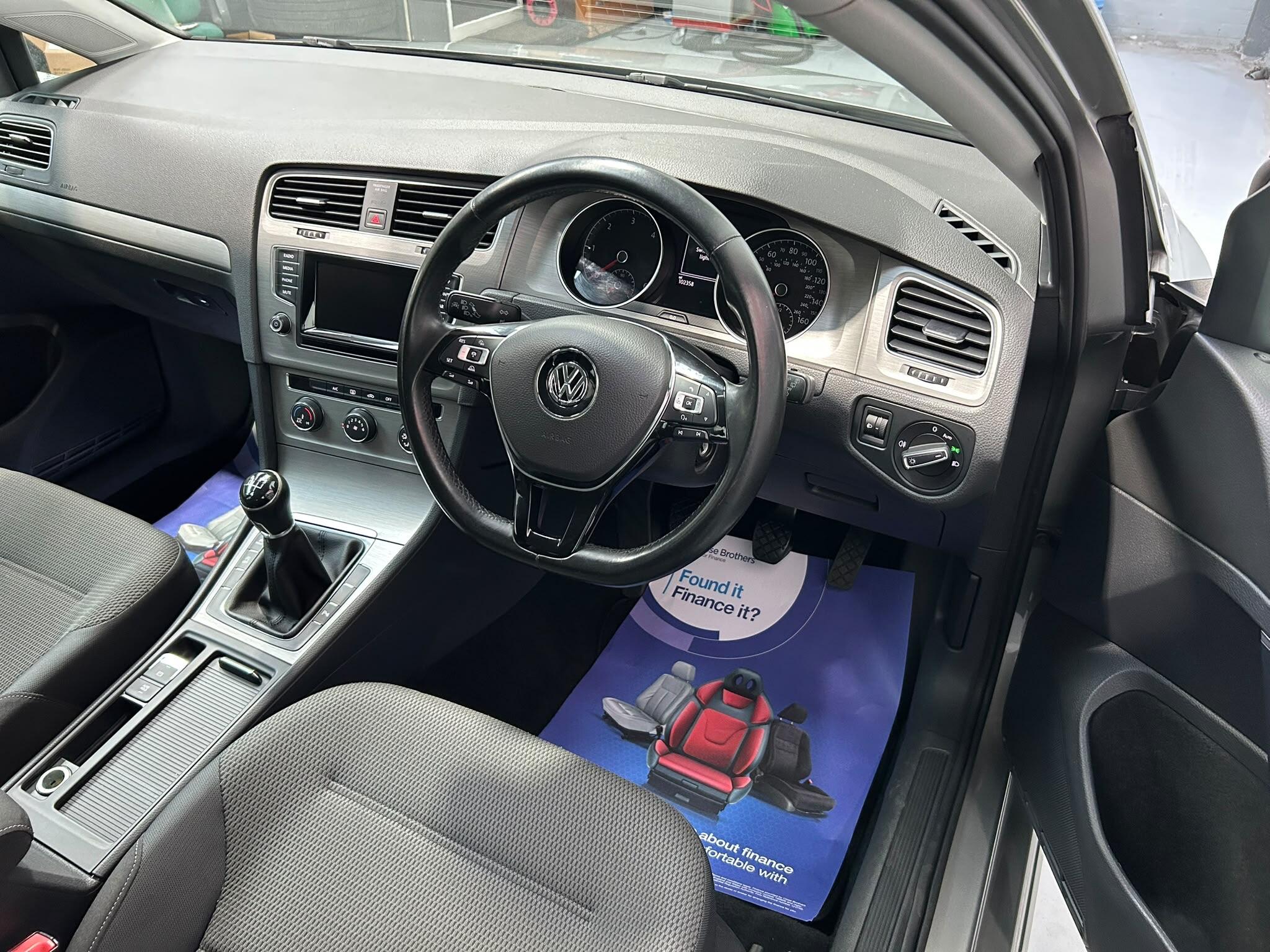 2015 VOLKSWAGEN GOLF 1.6 TDI BlueMotion Tech SE Euro 5 (s/s) 5dr - vehicle photo 18 for sale on PureCar