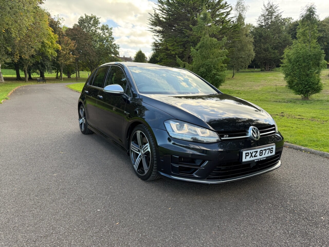 2016 VOLKSWAGEN GOLF 2.0 TSI BlueMotion Tech R Hatchback 5dr Petrol Manual 4Motion Euro 6 (s/s) - vehicle photo 6 for sale on PureCar