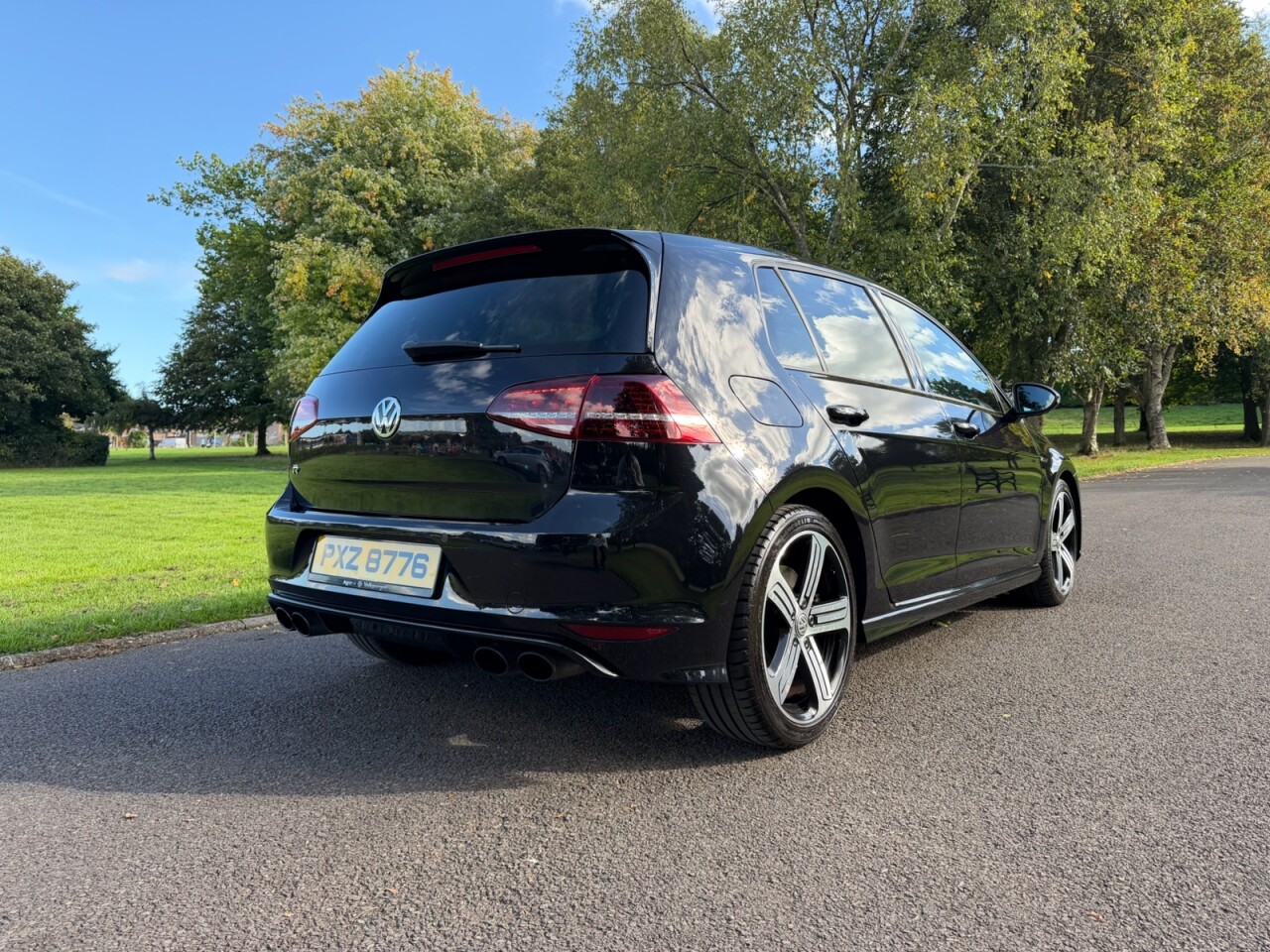 2016 VOLKSWAGEN GOLF 2.0 TSI BlueMotion Tech R Hatchback 5dr Petrol Manual 4Motion Euro 6 (s/s) - vehicle photo 11 for sale on PureCar