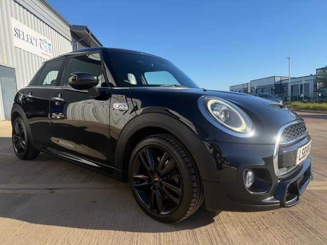 2019 MINI Hatch