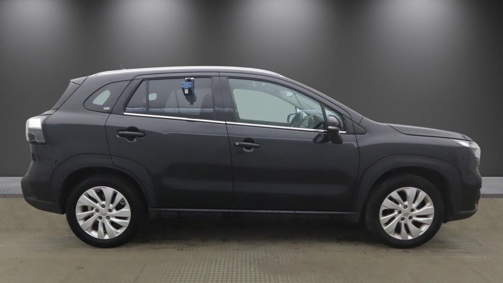 2022 Suzuki S-Cross — image 5