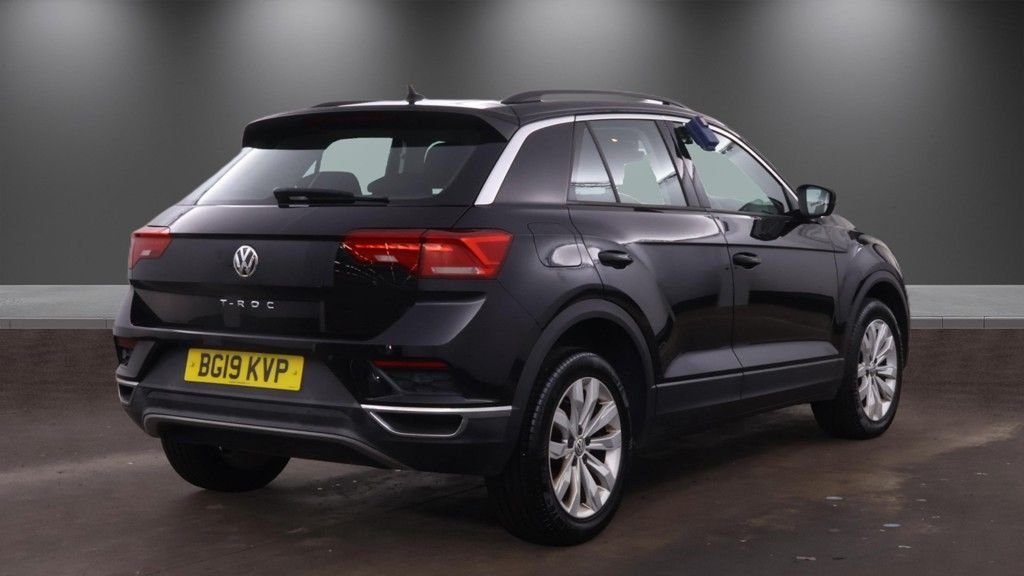 2019 Volkswagen T-Roc — image 4