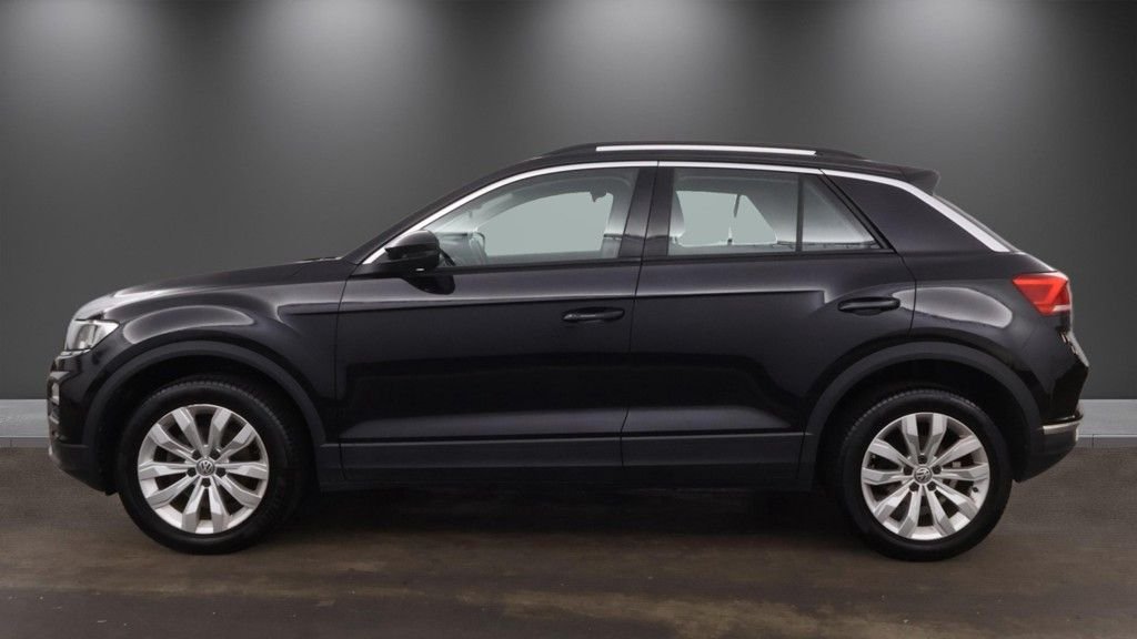 2019 Volkswagen T-Roc — image 6
