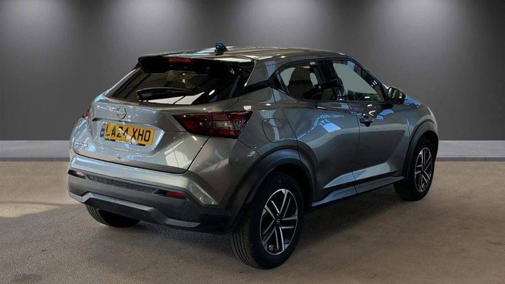 2024 Nissan Juke — image 4