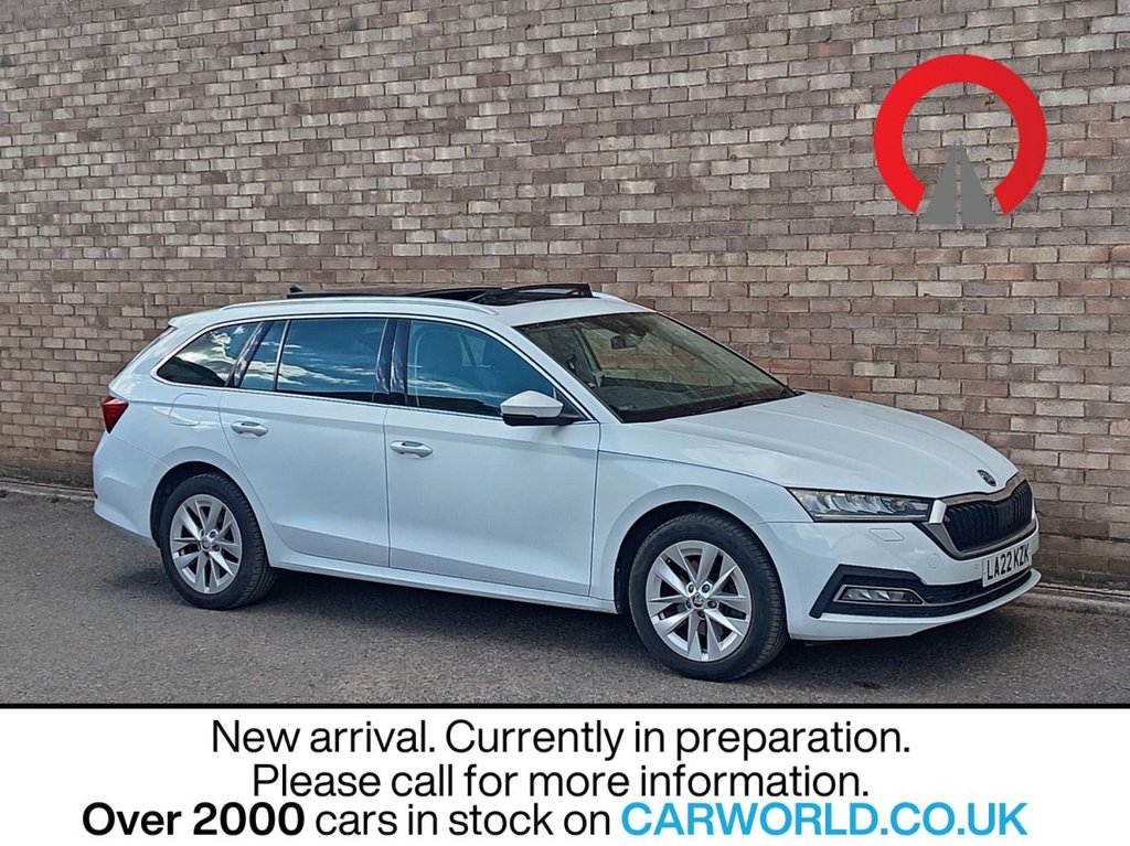 White 2022 Skoda Octavia Estate Front-wheel drive Automatic