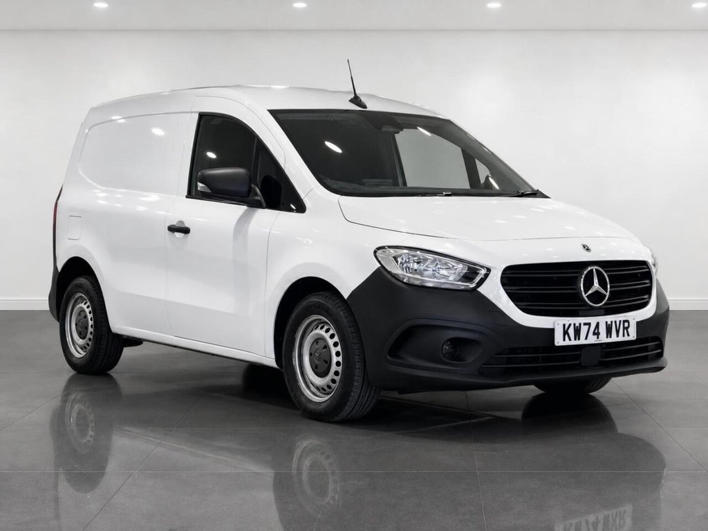 White 2025 Mercedes-Benz Citan Van Front-wheel drive Manual