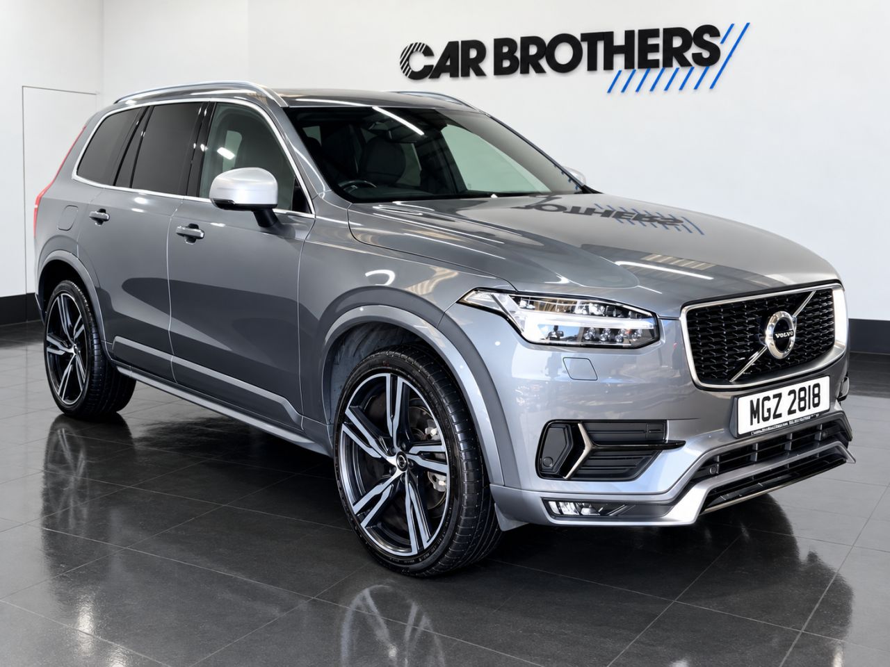 2019 VOLVO XC90 2.0 D5 PowerPulse R-Design Pro SUV 5dr Diesel Auto 4WD Euro 6 (s/s) (235 ps - vehicle photo 2 for sale on PureCar