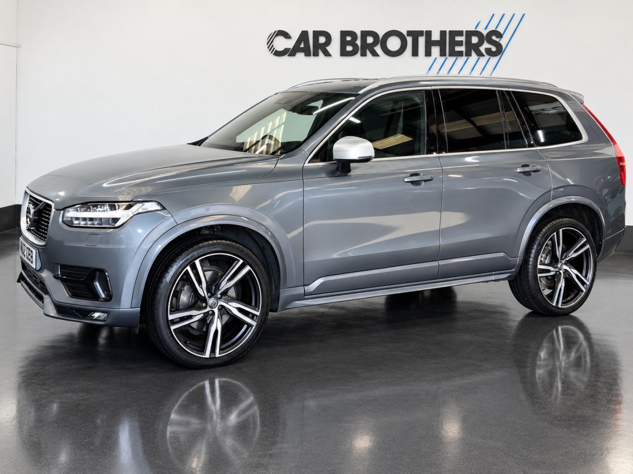 2019 VOLVO XC90 2.0 D5 PowerPulse R-Design Pro SUV 5dr Diesel Auto 4WD Euro 6 (s/s) (235 ps - vehicle photo 4 for sale on PureCar