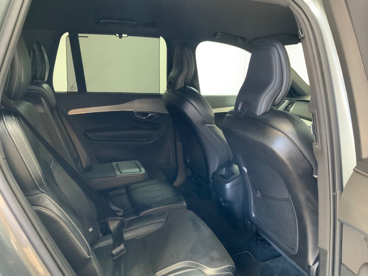 2019 VOLVO XC90 2.0 D5 PowerPulse R-Design Pro SUV 5dr Diesel Auto 4WD Euro 6 (s/s) (235 ps - vehicle photo 16 for sale on PureCar