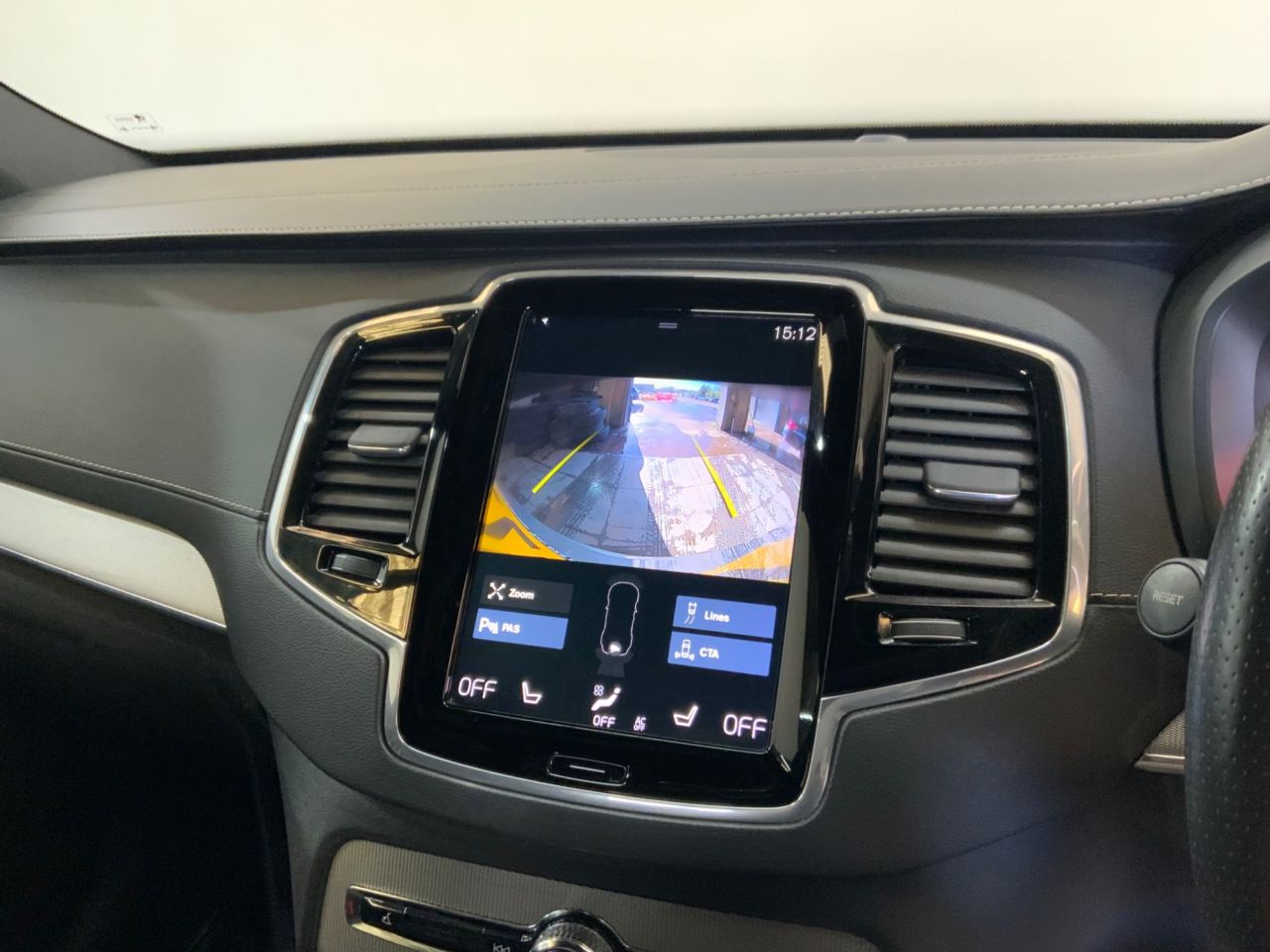 2019 VOLVO XC90 2.0 D5 PowerPulse R-Design Pro SUV 5dr Diesel Auto 4WD Euro 6 (s/s) (235 ps - vehicle photo 32 for sale on PureCar