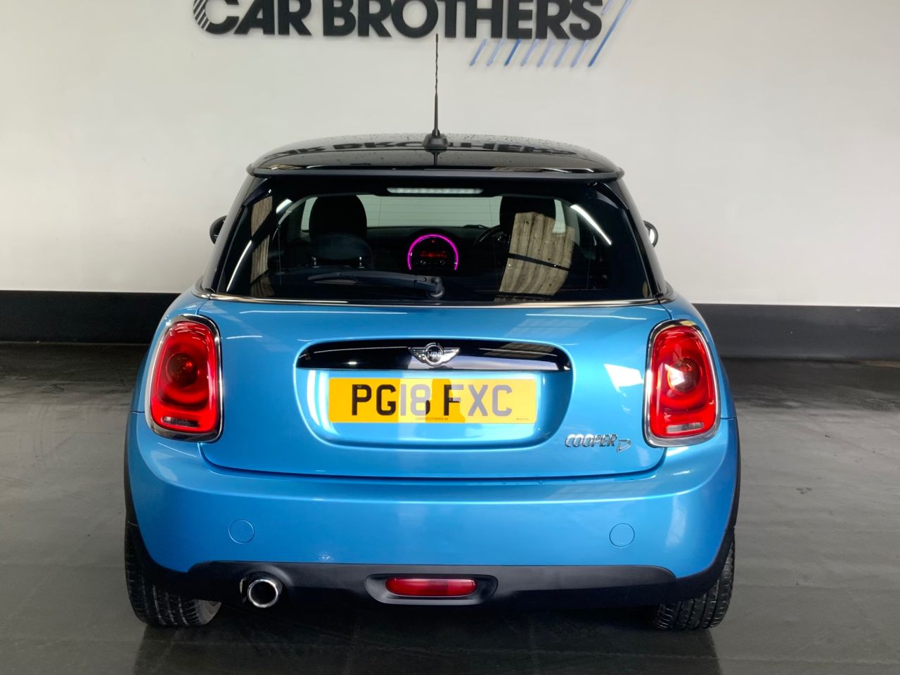 2018 MINI HATCH 1.5 Cooper D Hatchback 3dr Diesel Manual Euro 6 (s/s) (116 ps) - vehicle photo 11 for sale on PureCar
