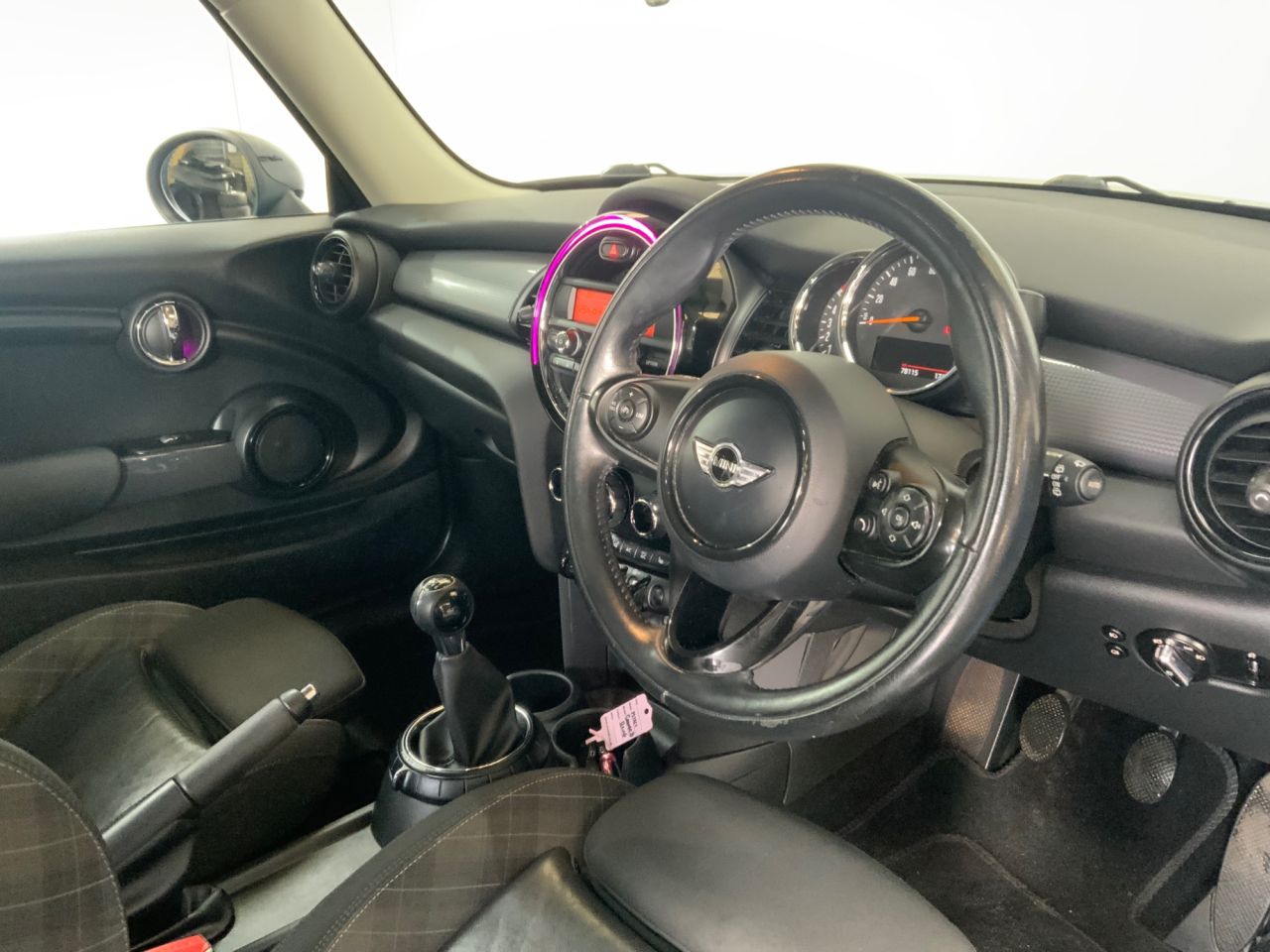 2018 MINI HATCH 1.5 Cooper D Hatchback 3dr Diesel Manual Euro 6 (s/s) (116 ps) - vehicle photo 21 for sale on PureCar