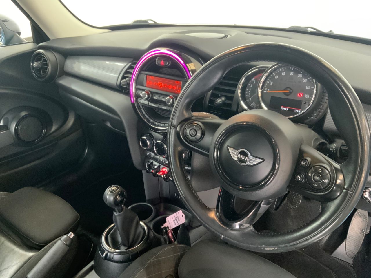 2018 MINI HATCH 1.5 Cooper D Hatchback 3dr Diesel Manual Euro 6 (s/s) (116 ps) - vehicle photo 22 for sale on PureCar