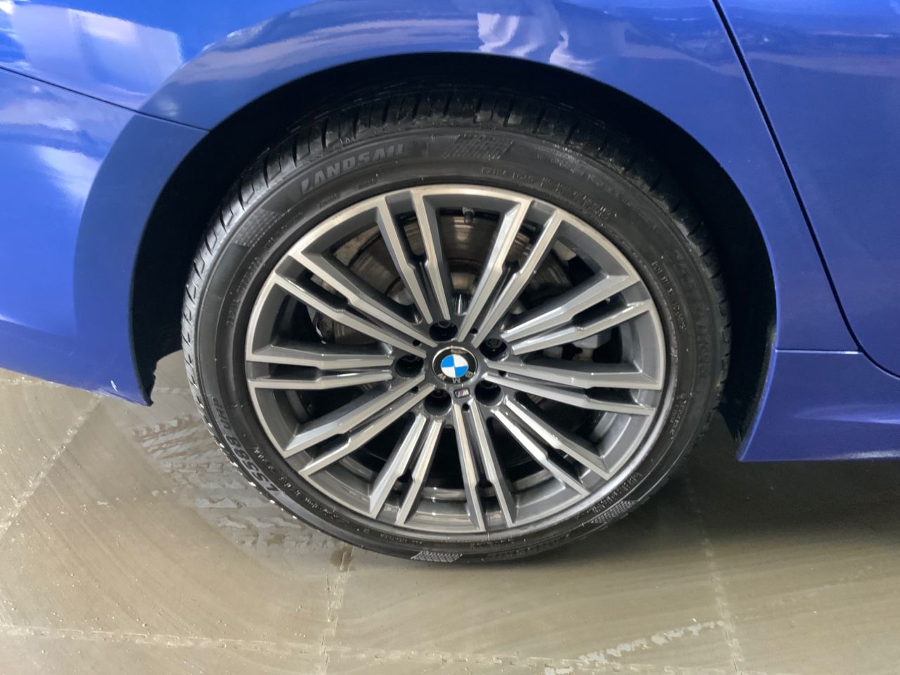 2020 BMW 3 SERIES 2.0 330e 12kWh M Sport Saloon 4dr Petrol Plug-in Hybrid Auto Euro 6 (s/s) ( - vehicle photo 16 for sale on PureCar