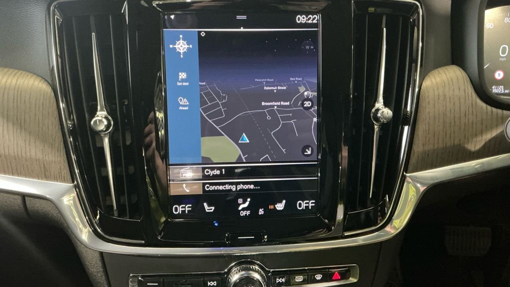2021 Volvo S90 — image 2