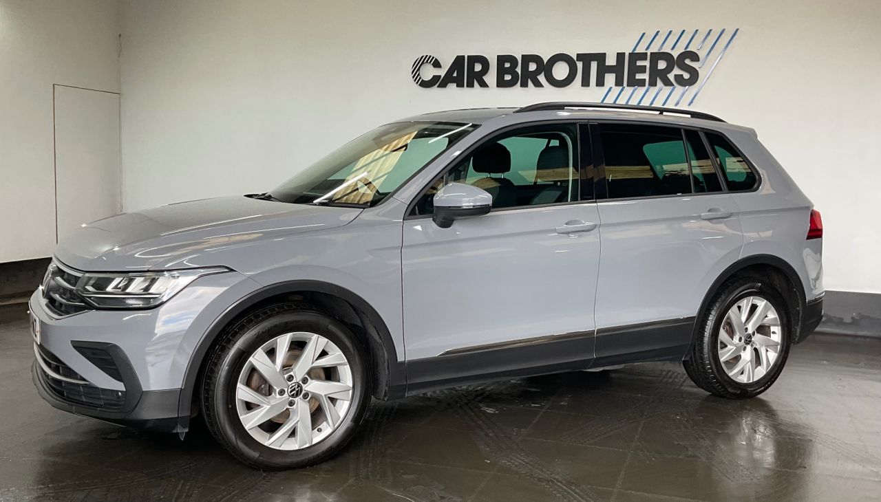 2021 VOLKSWAGEN TIGUAN 1.5 TSI Life SUV 5dr Petrol Manual Euro 6 (s/s) (130 ps) - vehicle photo 8 for sale on PureCar
