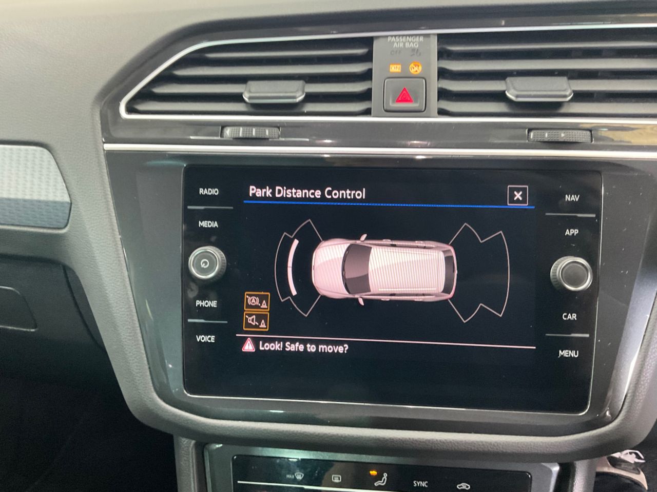 2021 VOLKSWAGEN TIGUAN 1.5 TSI Life SUV 5dr Petrol Manual Euro 6 (s/s) (130 ps) - vehicle photo 20 for sale on PureCar