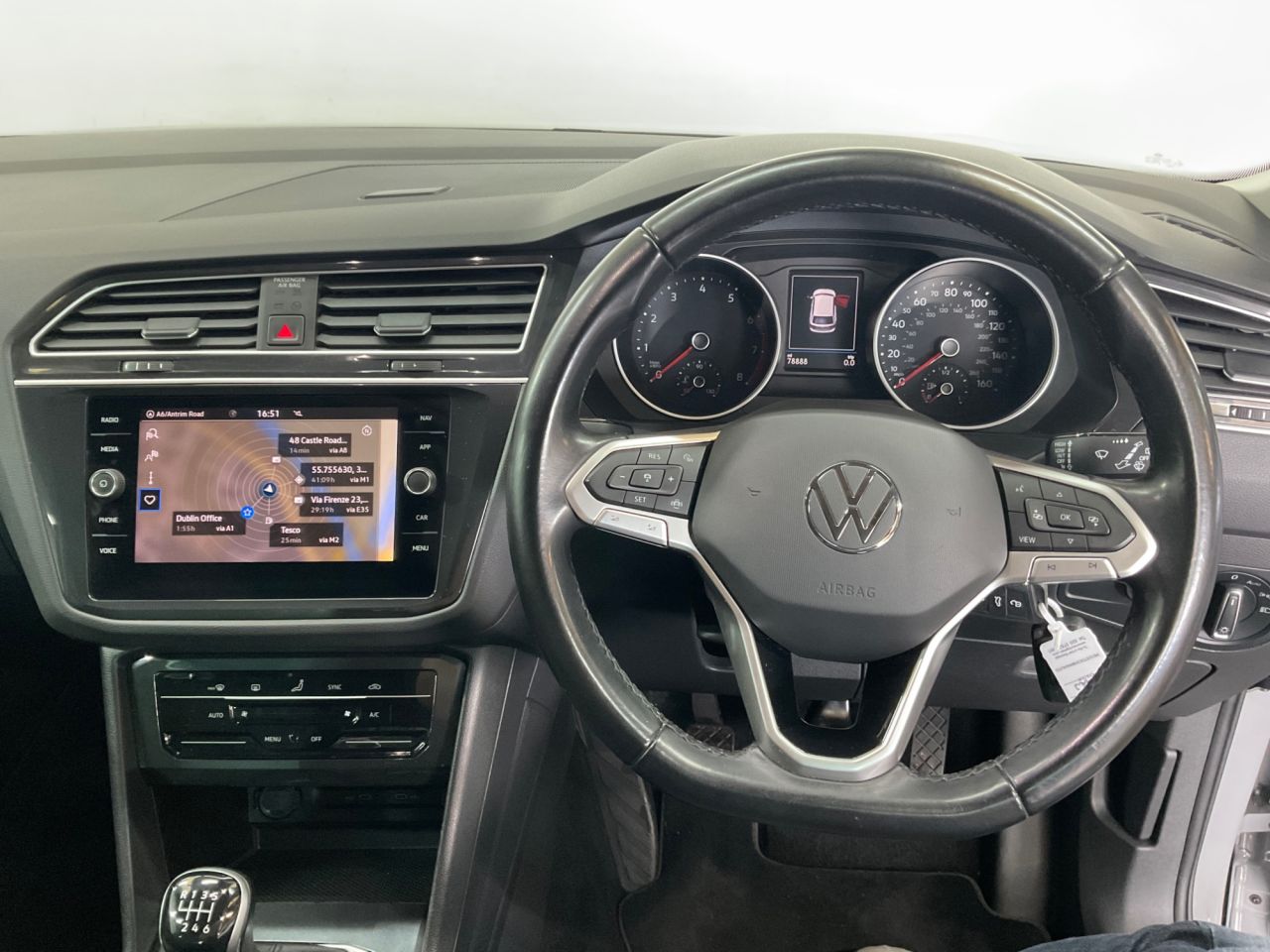 2021 VOLKSWAGEN TIGUAN 1.5 TSI Life SUV 5dr Petrol Manual Euro 6 (s/s) (130 ps) - vehicle photo 22 for sale on PureCar
