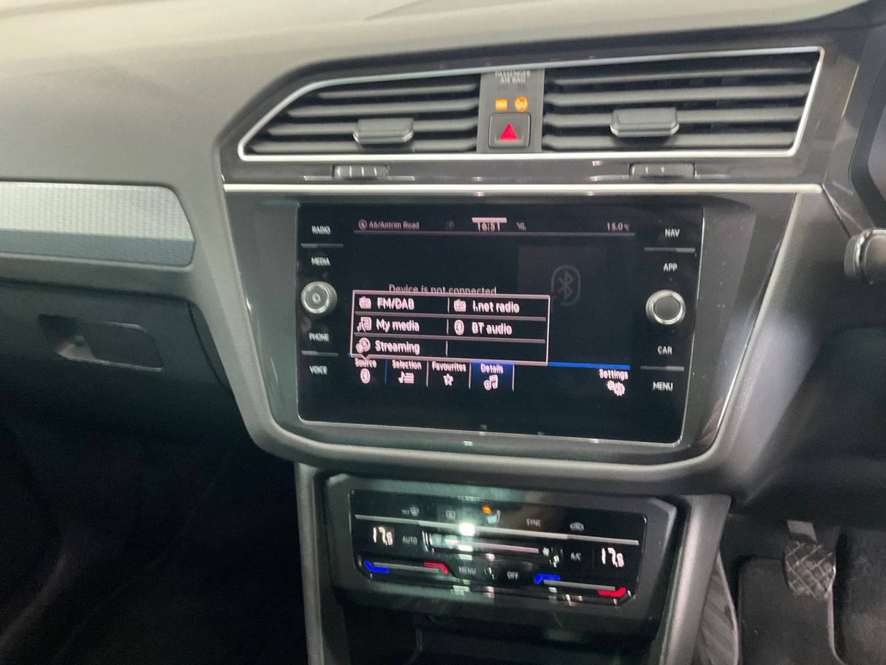 2021 VOLKSWAGEN TIGUAN 1.5 TSI Life SUV 5dr Petrol Manual Euro 6 (s/s) (130 ps) - vehicle photo 28 for sale on PureCar