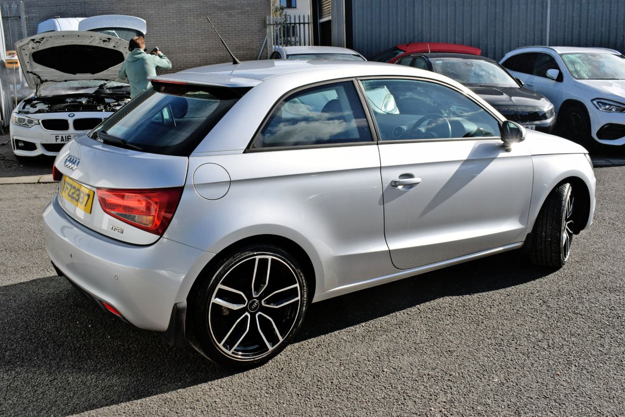 2012 AUDI A1 1.4 TFSI Sport Hatchback 3dr Petrol Manual Euro 5 (s/s) (122 ps) Good Servi - vehicle photo 6 for sale on PureCar
