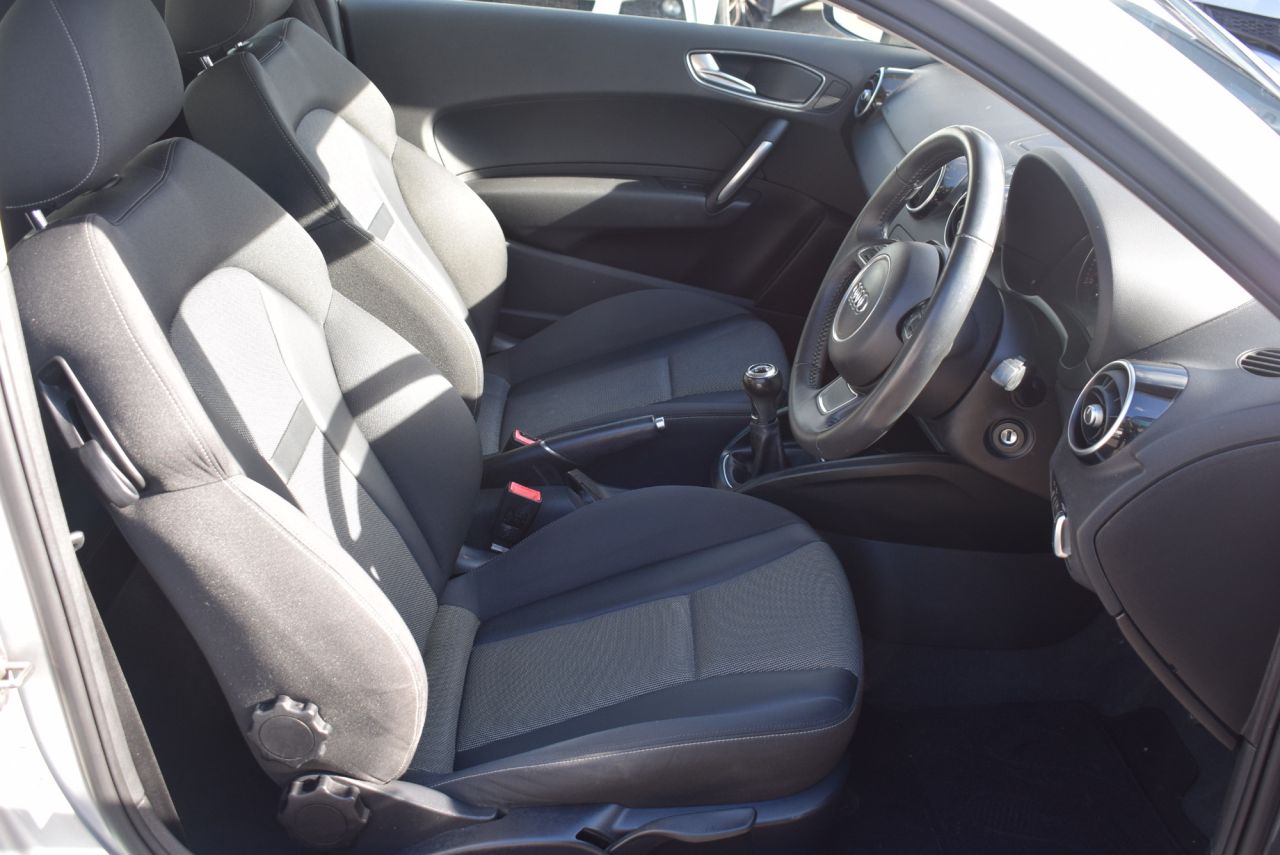 2012 AUDI A1 1.4 TFSI Sport Hatchback 3dr Petrol Manual Euro 5 (s/s) (122 ps) Good Servi - vehicle photo 17 for sale on PureCar