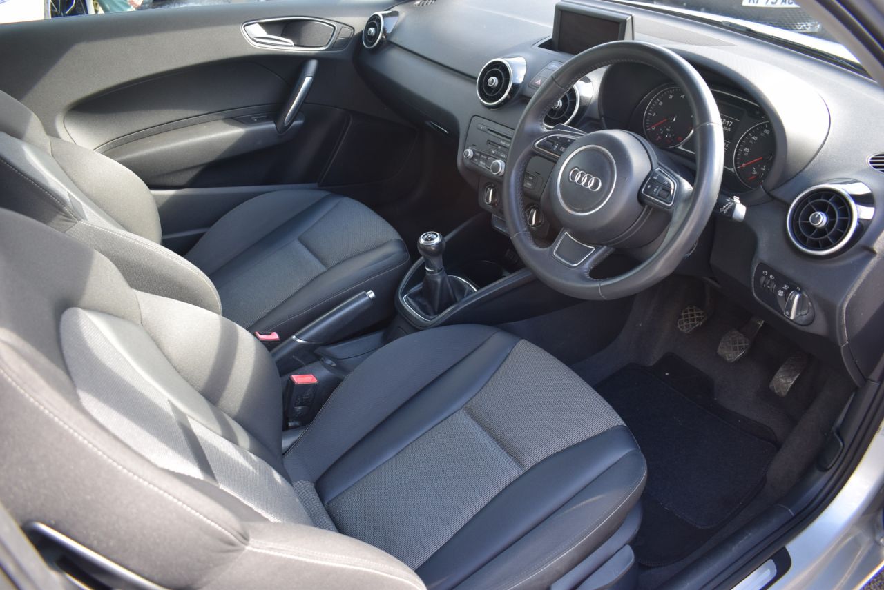 2012 AUDI A1 1.4 TFSI Sport Hatchback 3dr Petrol Manual Euro 5 (s/s) (122 ps) Good Servi - vehicle photo 21 for sale on PureCar