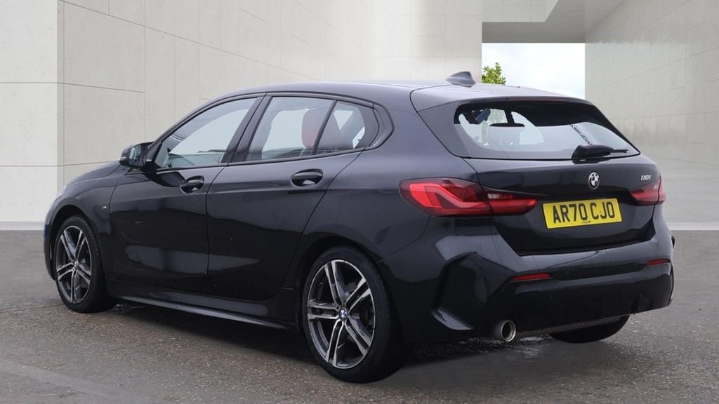 2021 BMW 1 Series — image 3