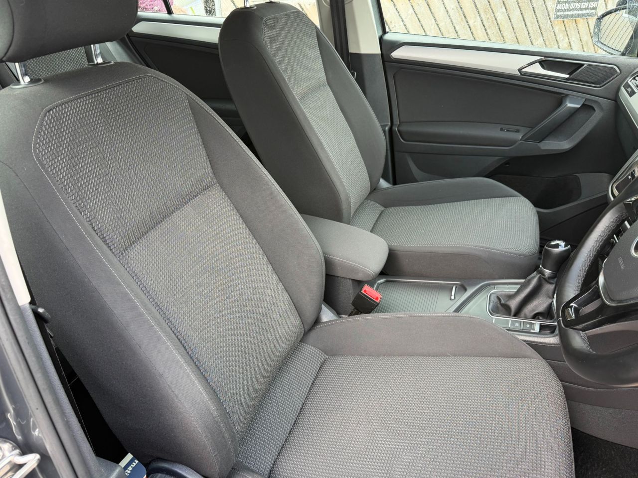 2017 VOLKSWAGEN TIGUAN 2.0 TDI S SUV 5dr Diesel Manual Euro 6 (s/s) (115 ps) - vehicle photo 8 for sale on PureCar