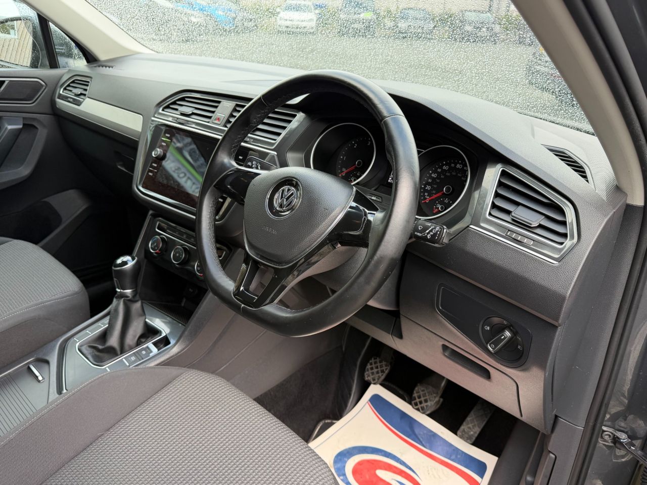 2017 VOLKSWAGEN TIGUAN 2.0 TDI S SUV 5dr Diesel Manual Euro 6 (s/s) (115 ps) - vehicle photo 9 for sale on PureCar