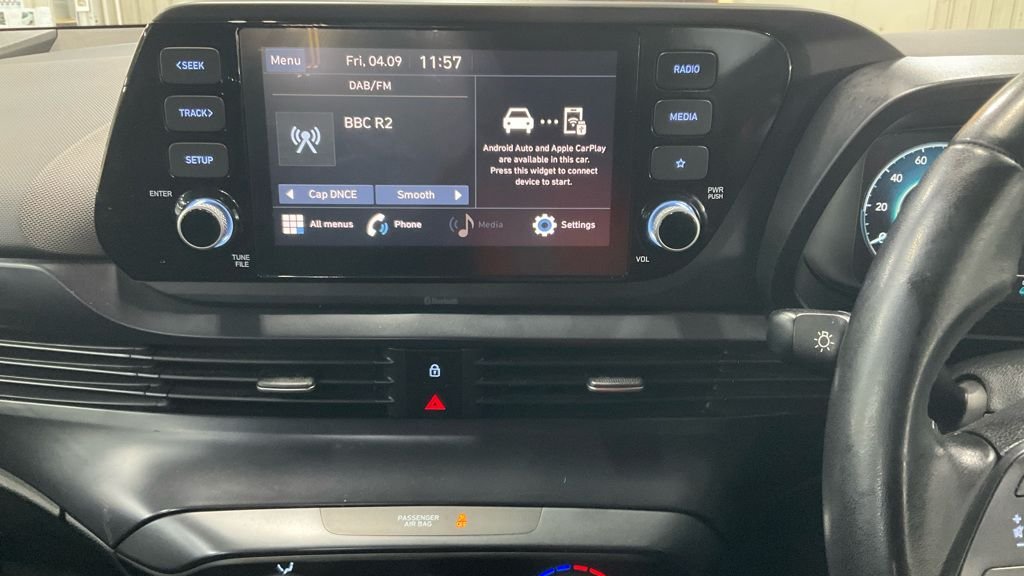 2022 Hyundai i20 — image 2