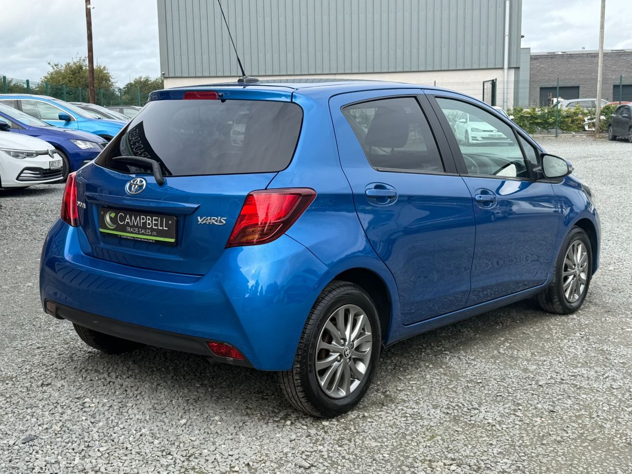 2017 TOYOTA YARIS 1.33 Dual VVT-i Icon Hatchback 5dr Petrol Multidrive S Euro 6 (99 ps) - vehicle photo 5 for sale on PureCar