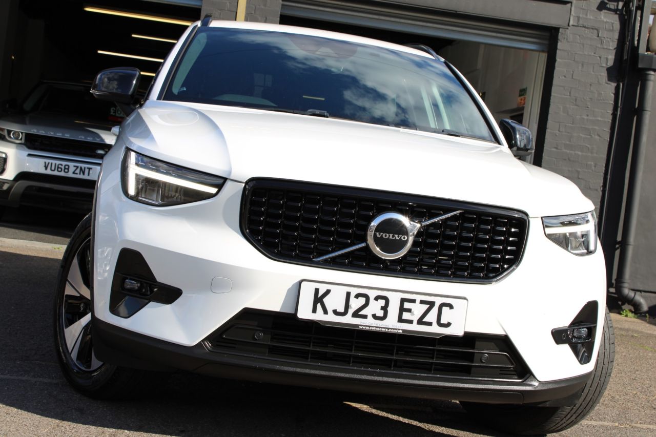 2023 Volvo XC40