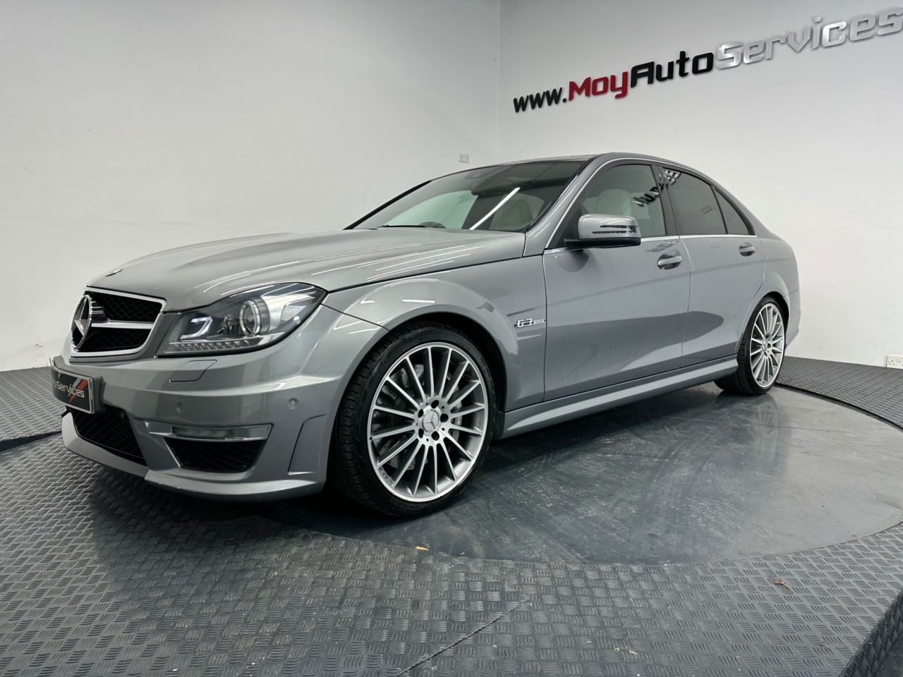 2011 MERCEDES C CLASS 6.3 C63 V8 AMG Edition 125 Saloon 4dr Petrol SpdS MCT Euro 5 (457 ps) - vehicle photo 6 for sale on PureCar