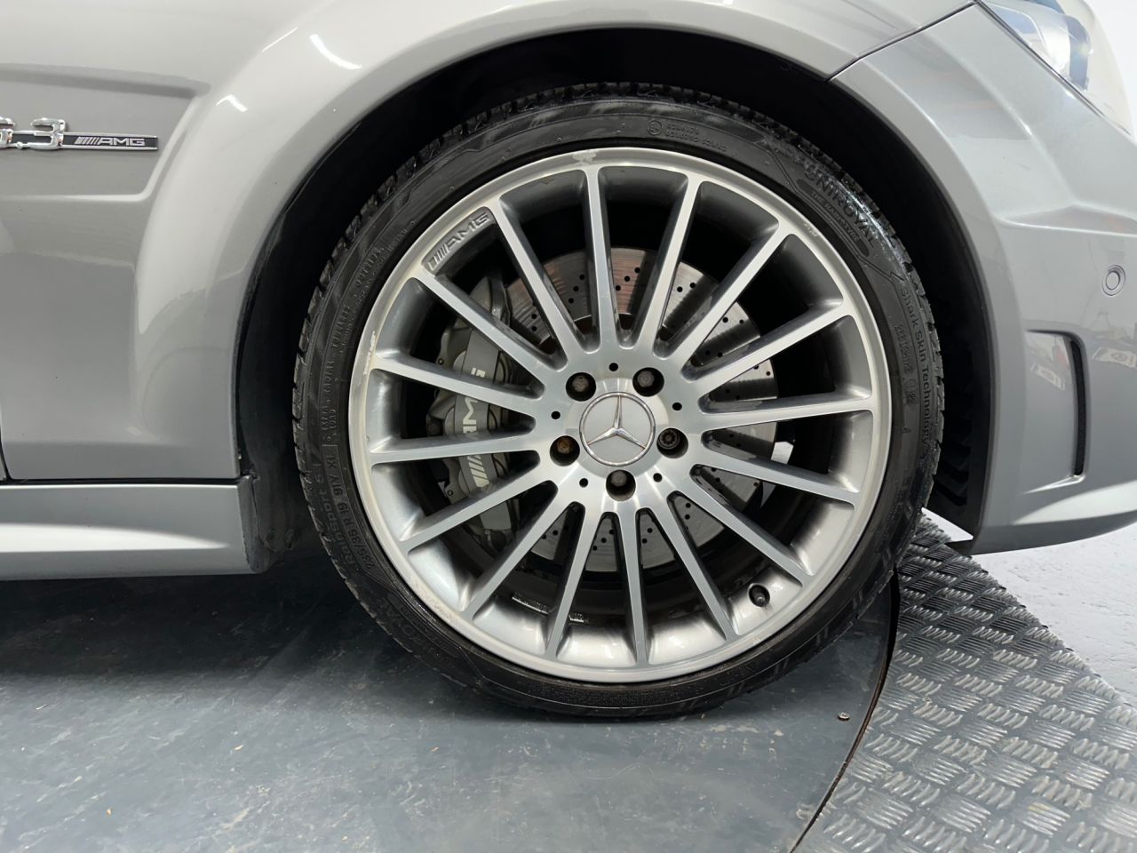 2011 MERCEDES C CLASS 6.3 C63 V8 AMG Edition 125 Saloon 4dr Petrol SpdS MCT Euro 5 (457 ps) - vehicle photo 13 for sale on PureCar