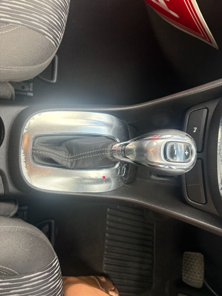 2016 Vauxhall Mokka — image 13