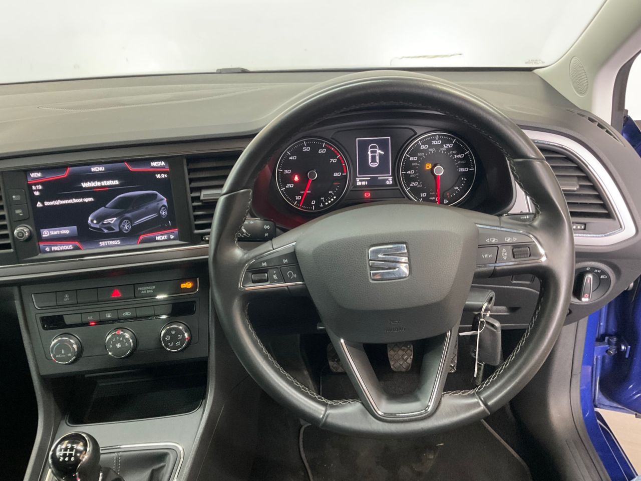 2019 SEAT LEON 1.5 TSI EVO SE Hatchback 5dr Petrol Manual Euro 6 (s/s) (130 ps) - vehicle photo 14 for sale on PureCar