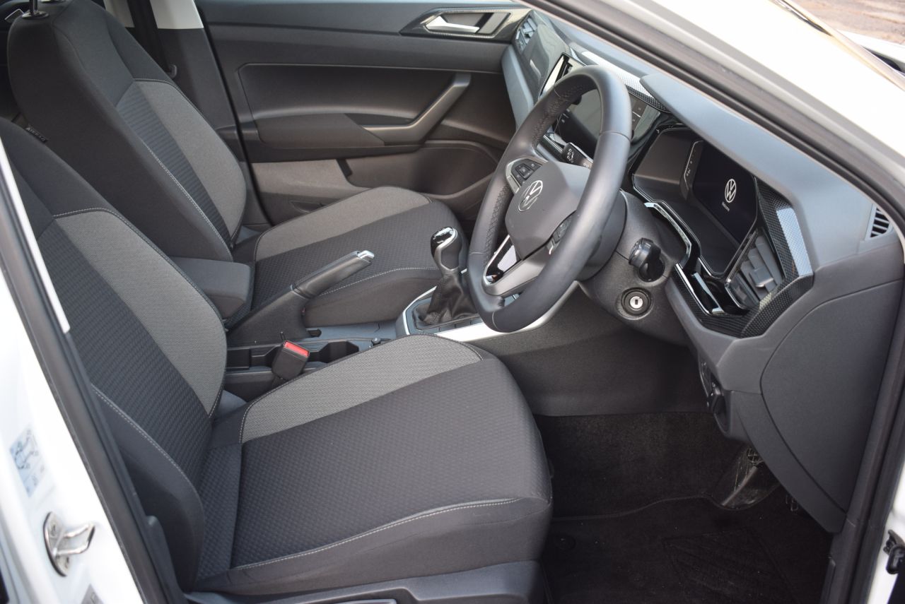 2022 VOLKSWAGEN POLO 1.0 EVO Life Hatchback 5dr Petrol Manual Euro 6 (s/s) (80 ps) 1 Owner - vehicle photo 13 for sale on PureCar