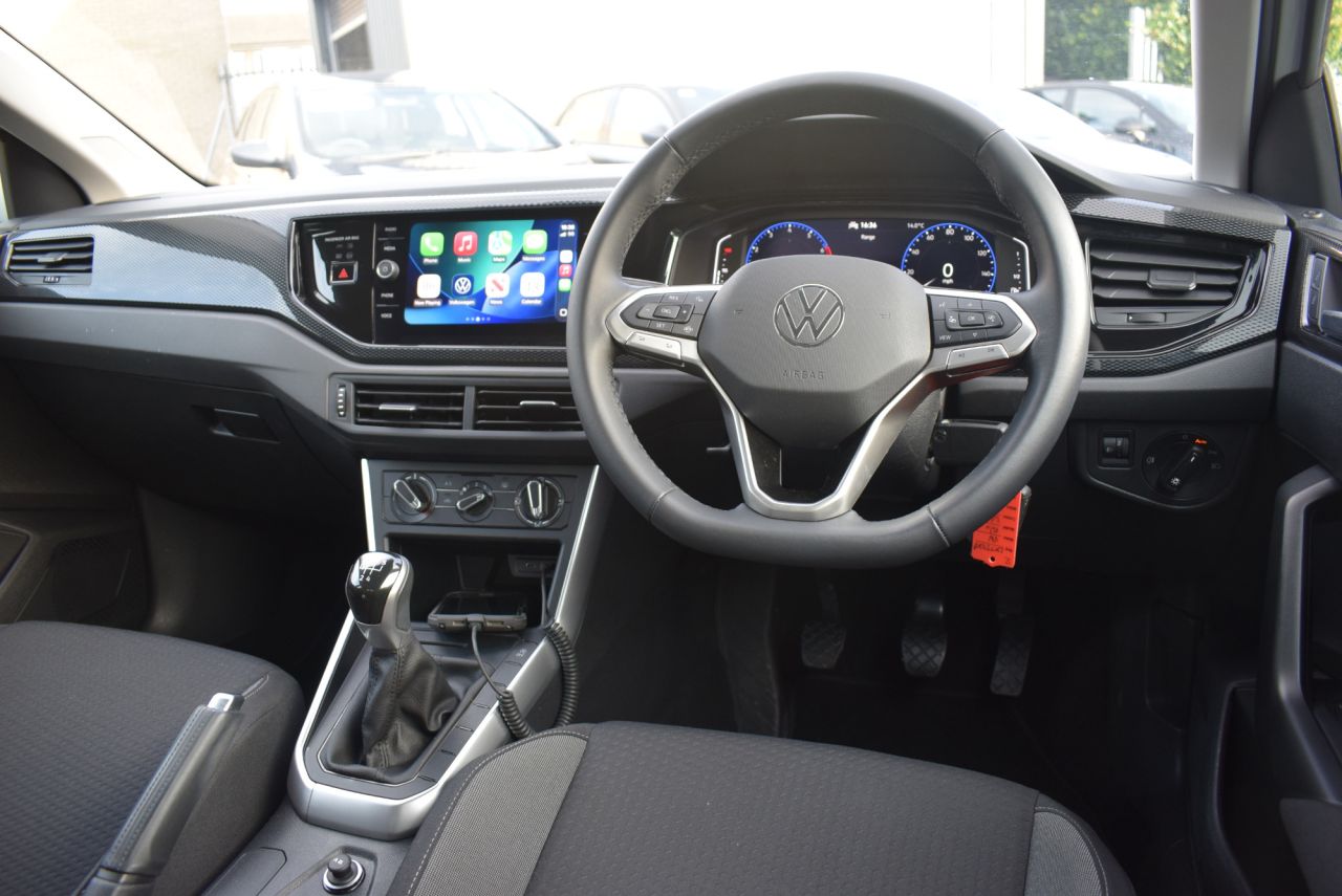2022 VOLKSWAGEN POLO 1.0 EVO Life Hatchback 5dr Petrol Manual Euro 6 (s/s) (80 ps) 1 Owner - vehicle photo 22 for sale on PureCar