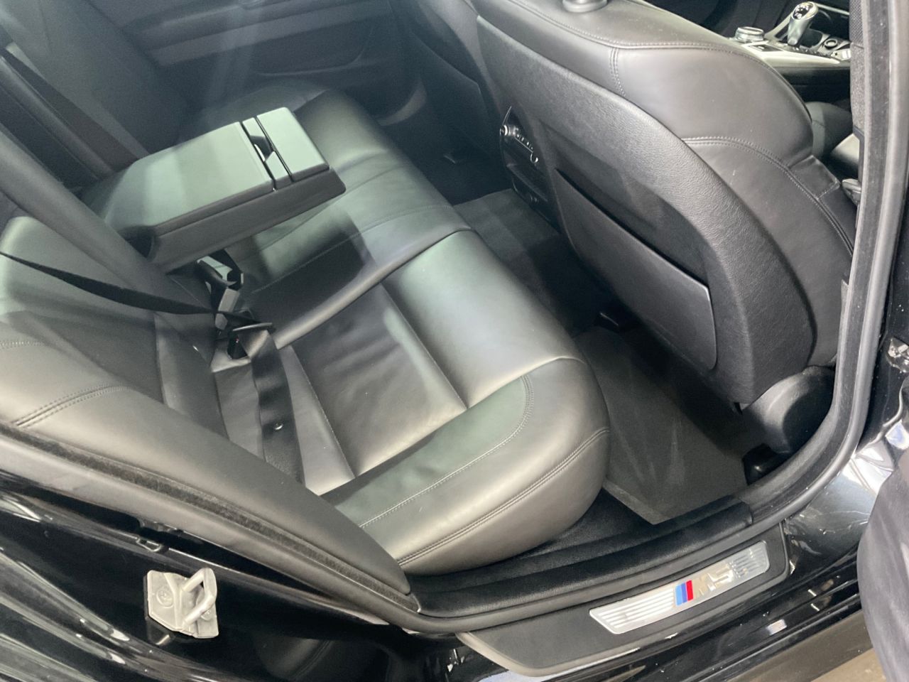 2016 BMW M5 4.4 V8 Saloon 4dr Petrol DCT Euro 6 (s/s) (560 ps) - vehicle photo 21 for sale on PureCar