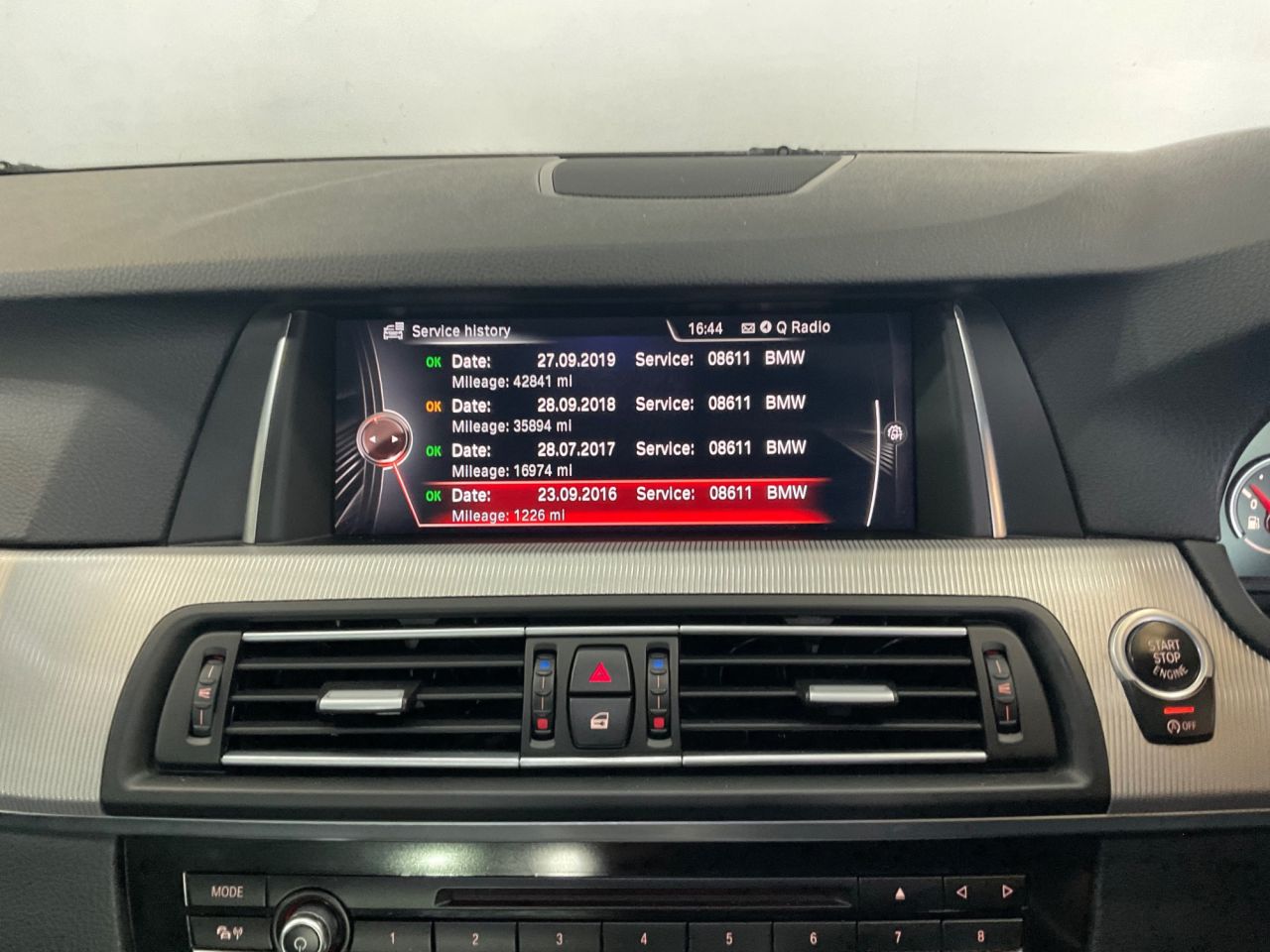 2016 BMW M5 4.4 V8 Saloon 4dr Petrol DCT Euro 6 (s/s) (560 ps) - vehicle photo 25 for sale on PureCar