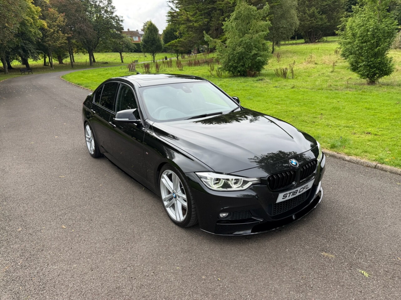 2018 BMW 3 SERIES 3.0 340i M Sport Shadow Edition Saloon 4dr Petrol Auto Euro 6 (s/s) (326 ps - vehicle photo 9 for sale on PureCar