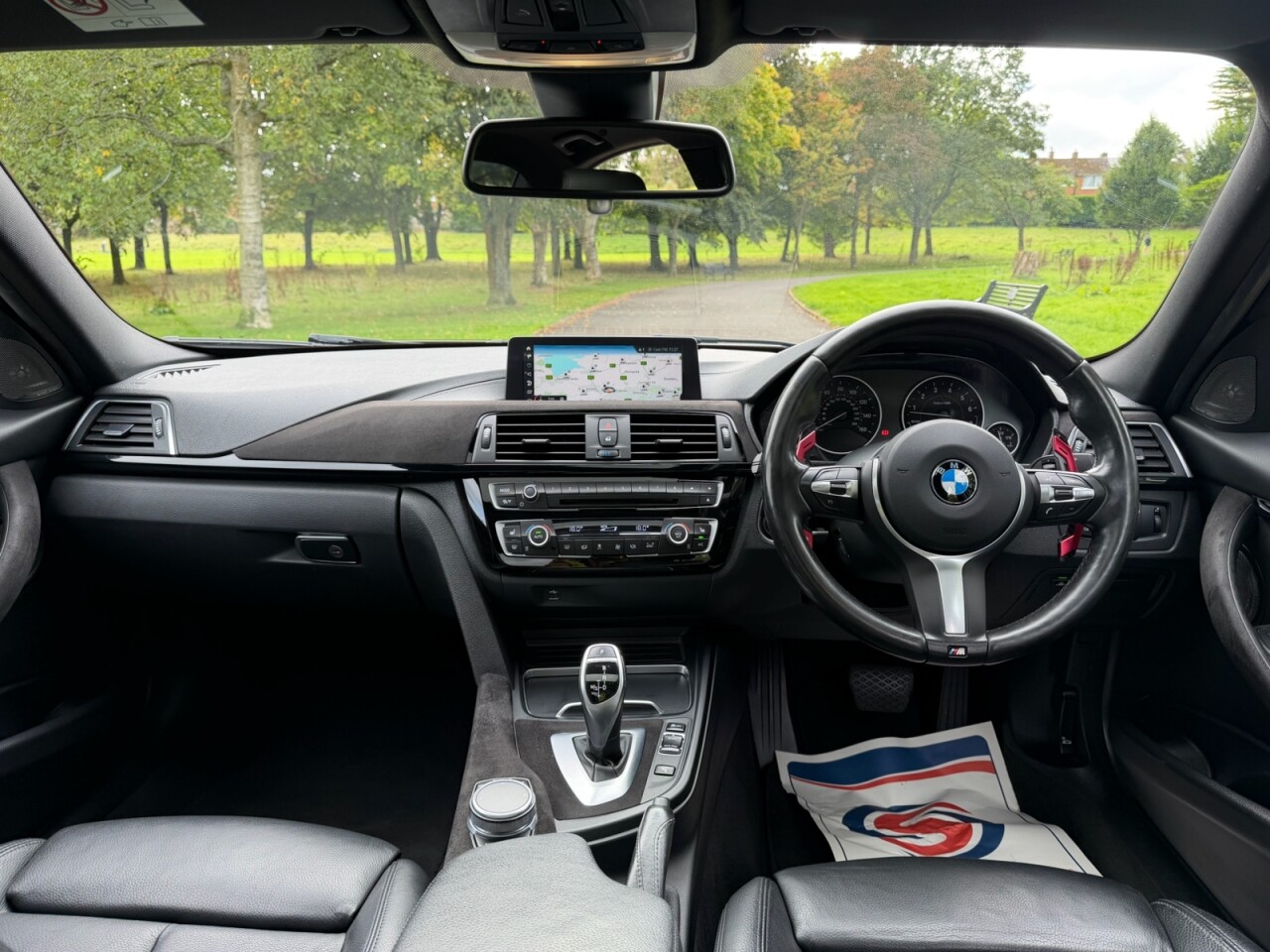 2018 BMW 3 SERIES 3.0 340i M Sport Shadow Edition Saloon 4dr Petrol Auto Euro 6 (s/s) (326 ps - vehicle photo 14 for sale on PureCar