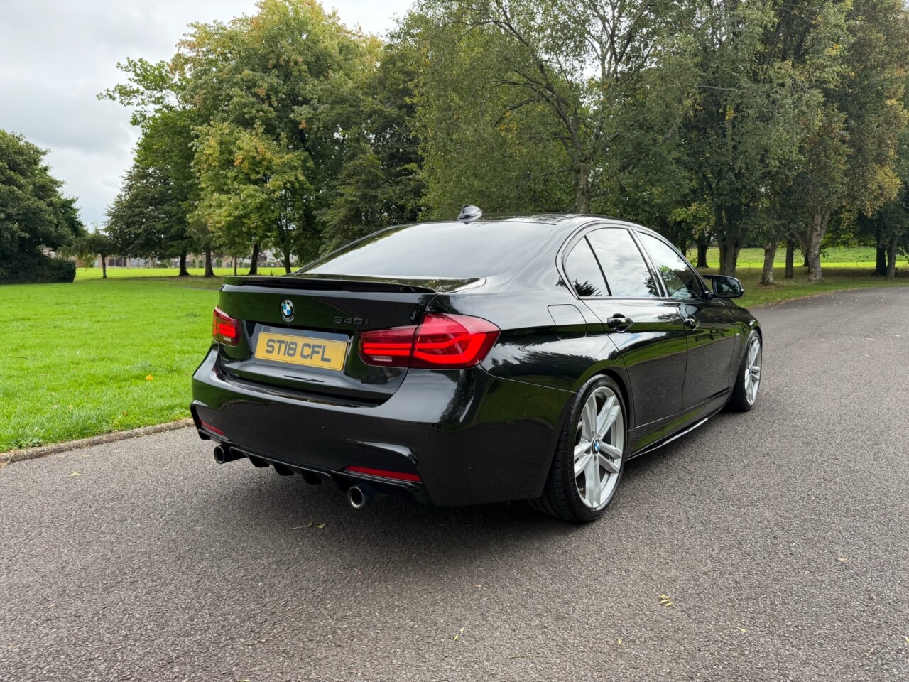 2018 BMW 3 SERIES 3.0 340i M Sport Shadow Edition Saloon 4dr Petrol Auto Euro 6 (s/s) (326 ps - vehicle photo 18 for sale on PureCar